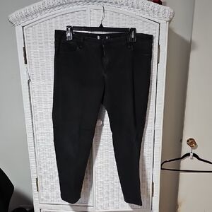 Kut from the Kloth Black Straight Leg Ankle Jeans